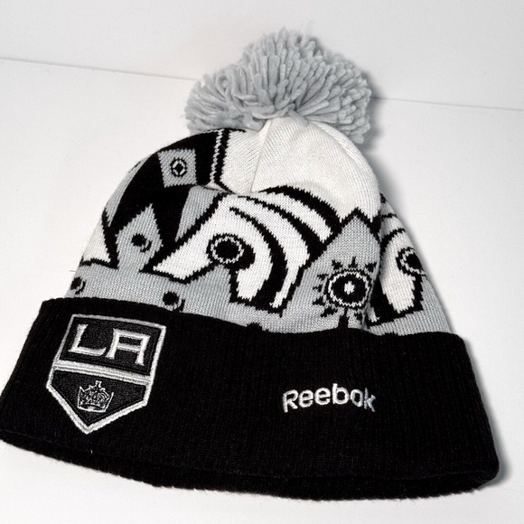 Reebok NHL Los Angeles Kings Knit Beanie Hat Pom Official 2015 Stadium Series - Picture 1 of 4